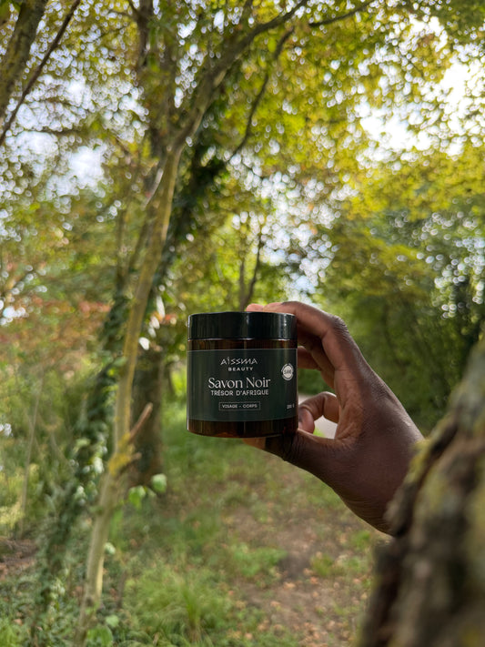 Savon noir africain : bienfaits, origine et comment l’utiliser